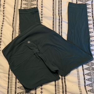 Lululemon ALIGN cropped green leggings